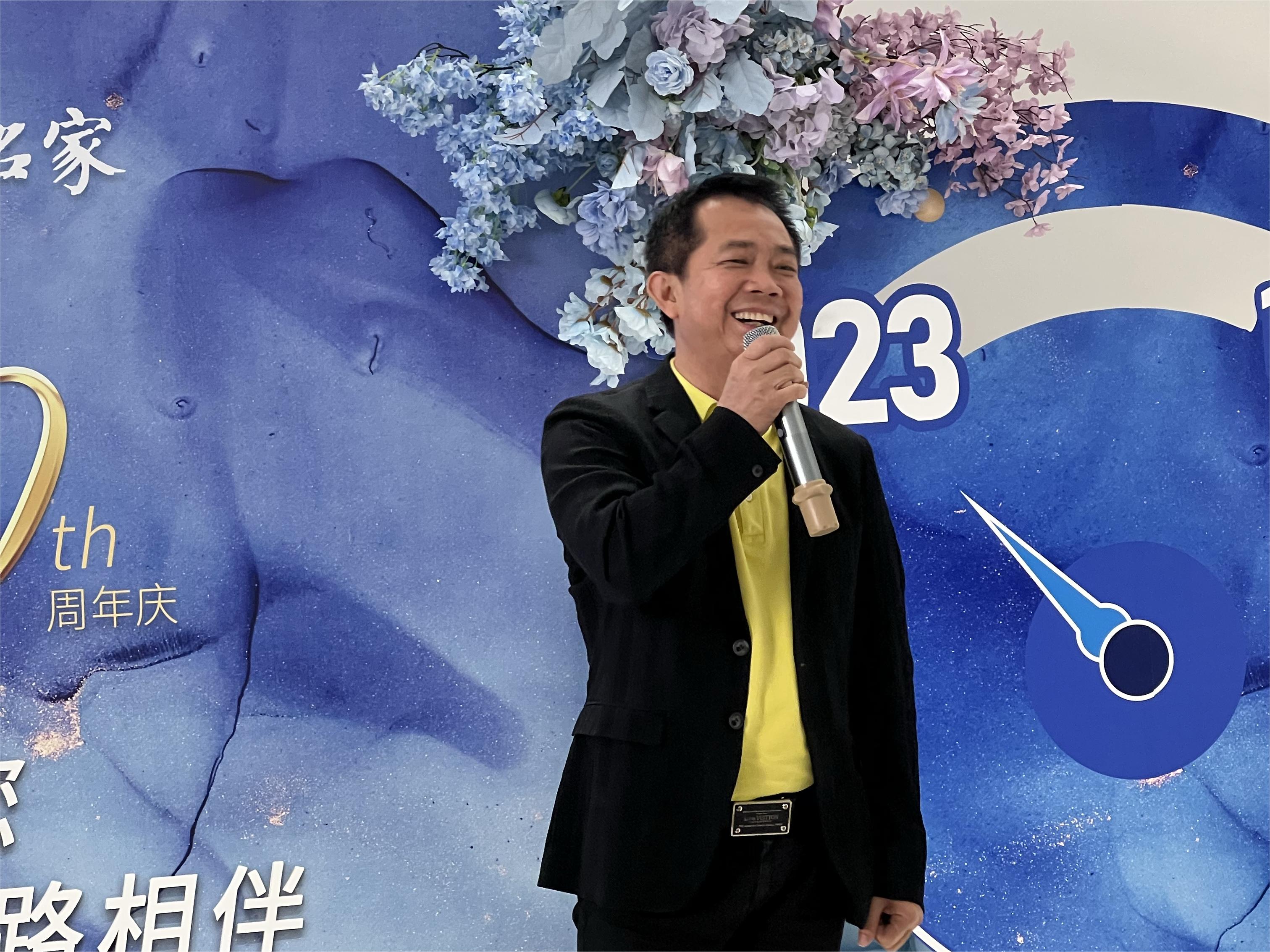 a2b6889d-8a2d-4134-9a9e-24237118fffa.jpg